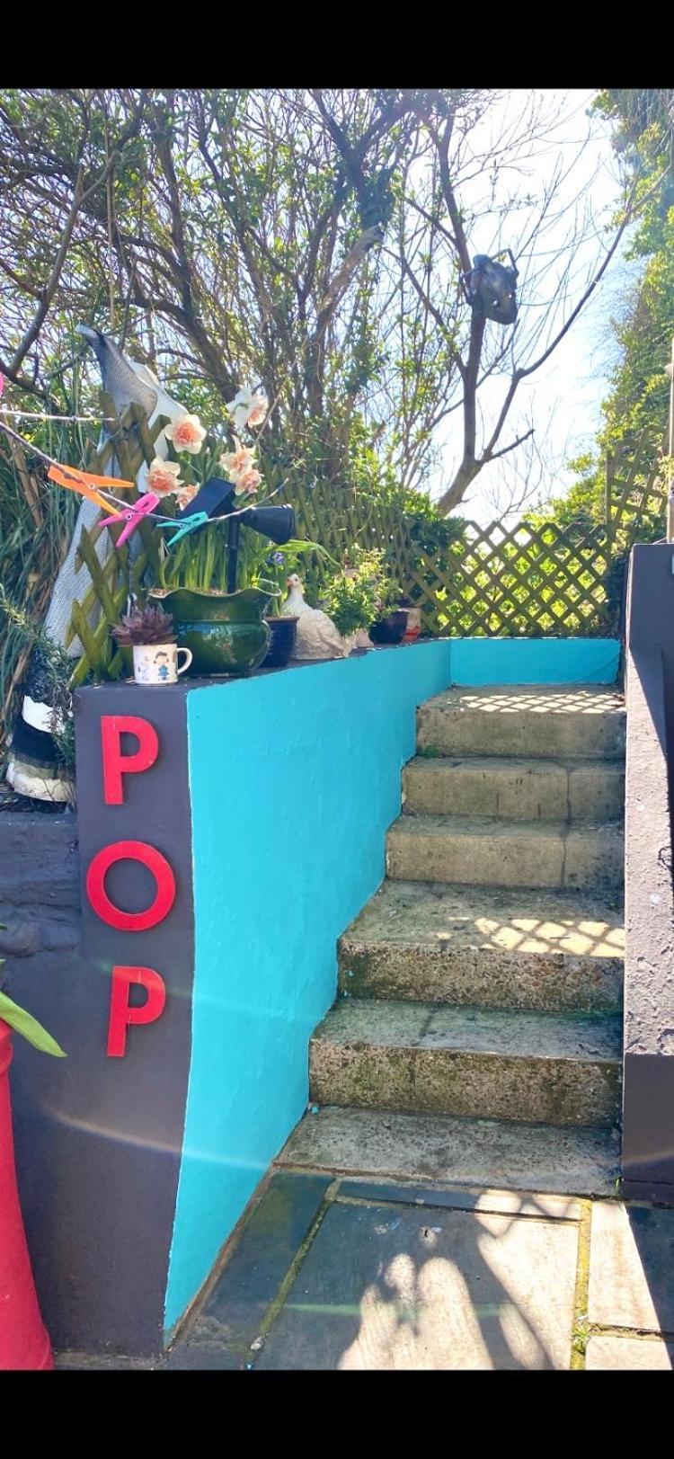Pop Art Pad Heart Of Old Town With Parking! Lejlighed Hastings Eksteriør billede